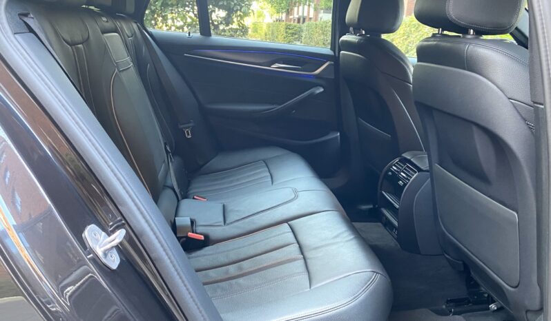 BMW 520d TOURING M SPORT full
